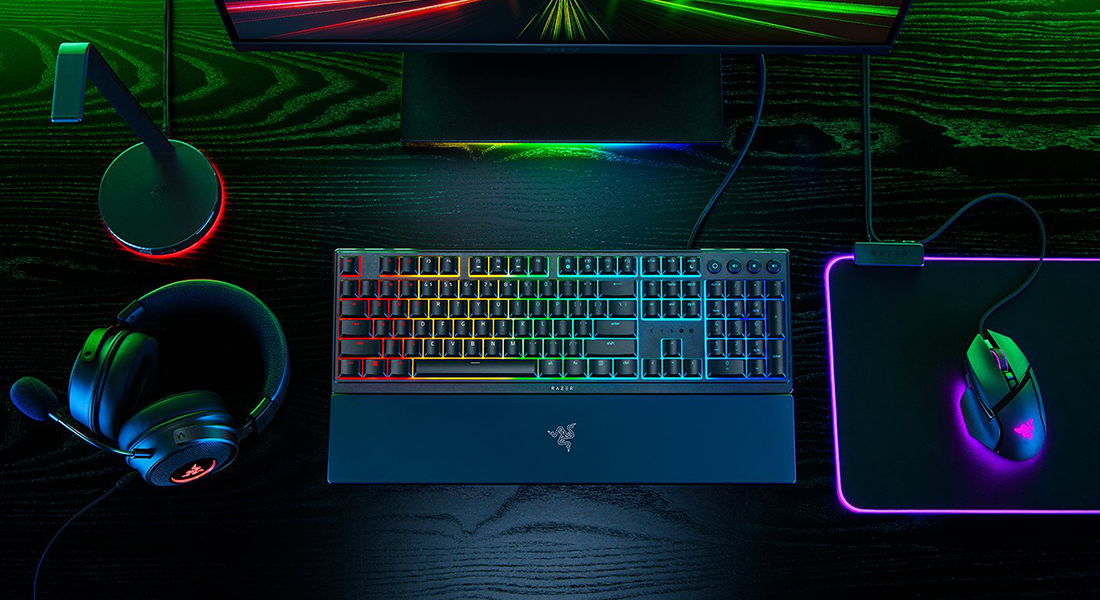 کیبورد گیمینگ ریزر مدل Ornata V3