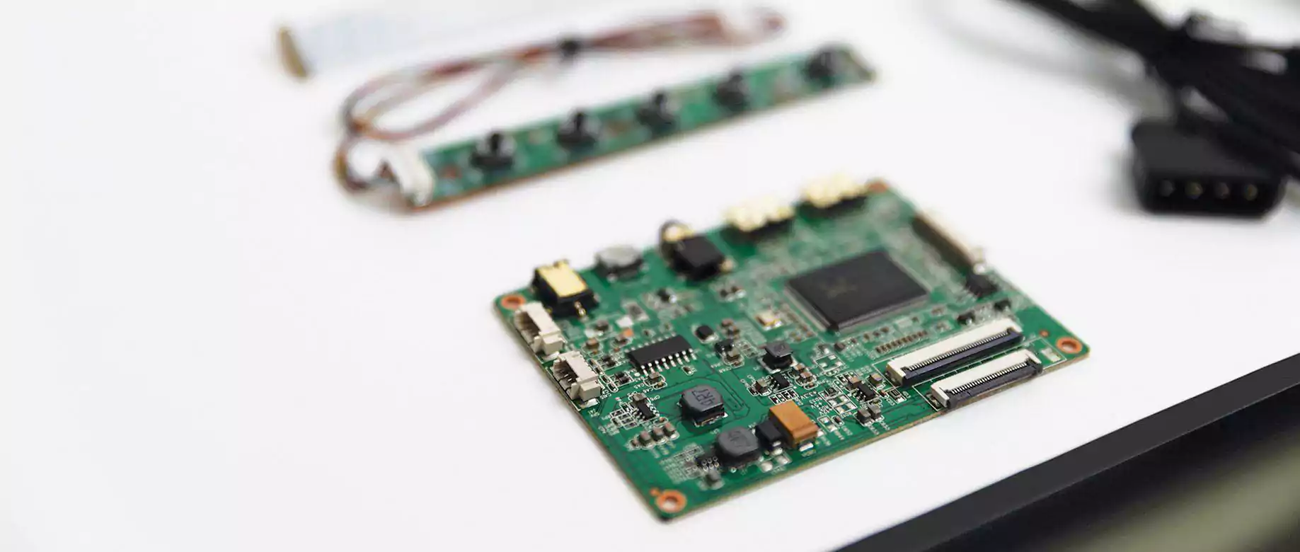 مانیتور کیس هایت HYTE Y60 LCD DIY Kit